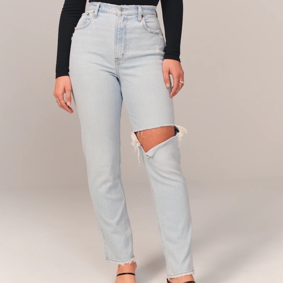 Abercrombie & Fitch Denim - Abercrombie 90s Ultra High Rise Straight Jeans Size 28R